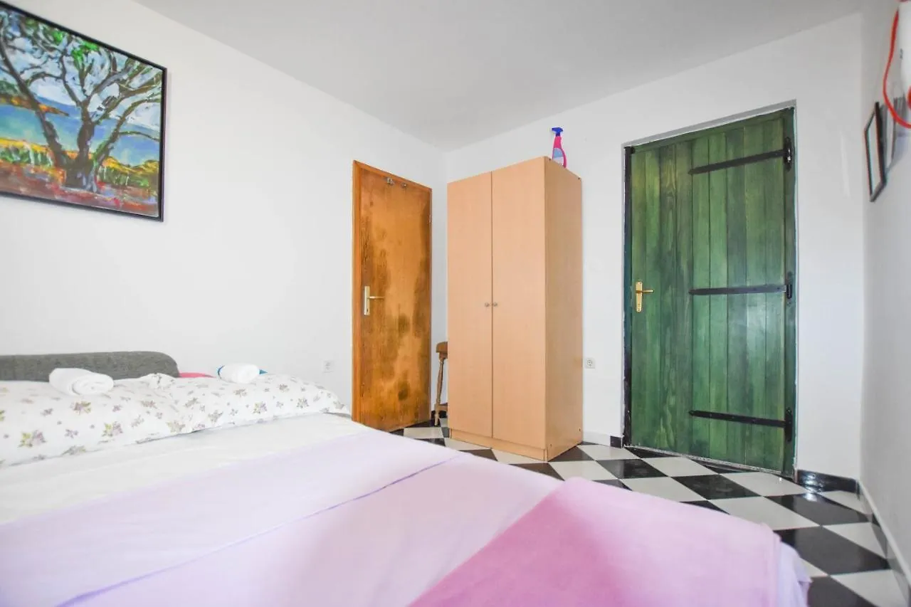 House Majka Marija Villa Tkon 0*,  Croatia